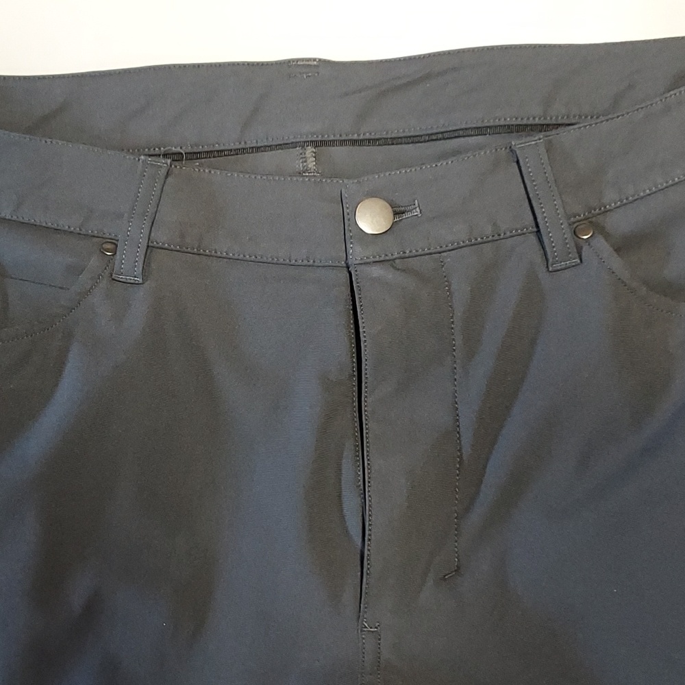 Lululemon Commission Pants
